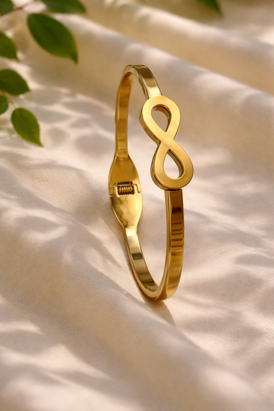 Infinity Bracelet | 1 year Anti-tarnish Guarantee | Timeless Everyday Elegance