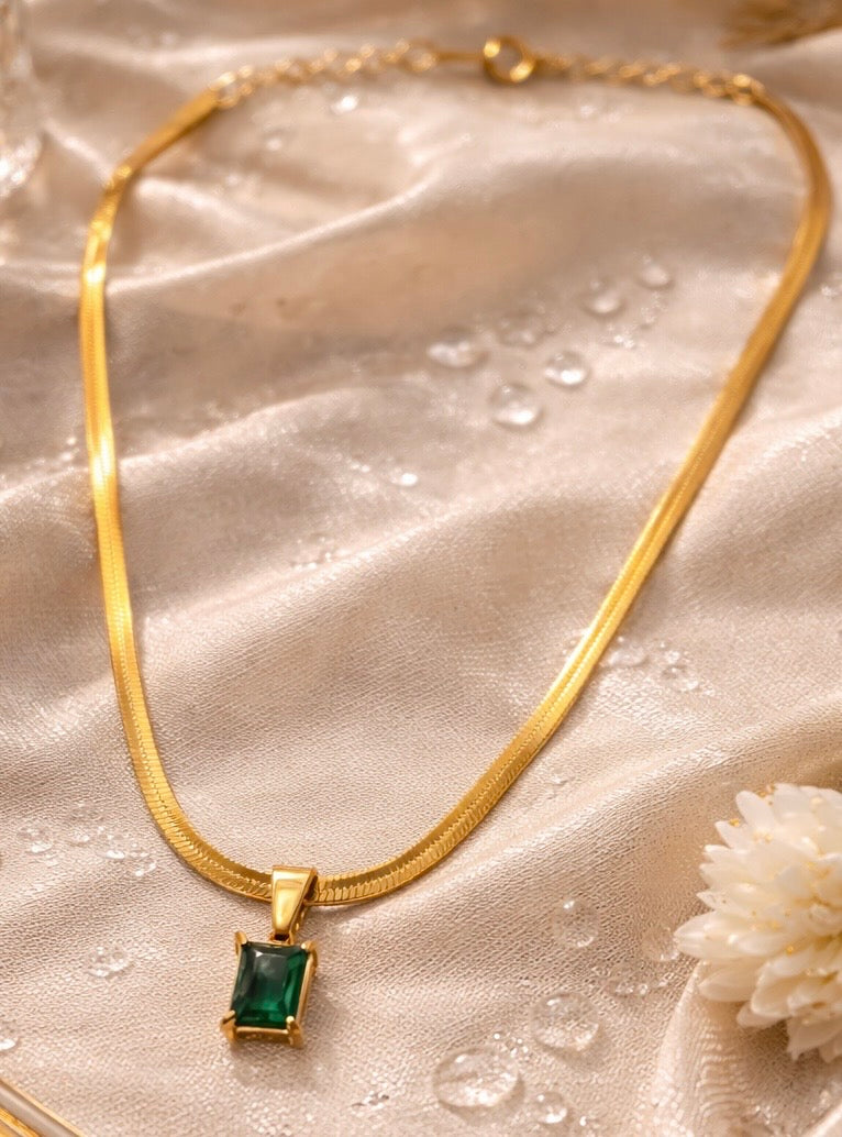 Emerald Green Stone Pendant Necklace |  1 year Anti-Tarnish Guarantee |